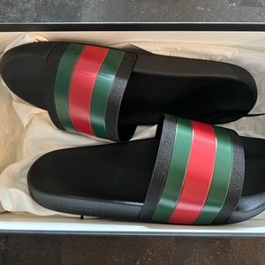 Gucci Men’s Web Rubber Slide Sandal